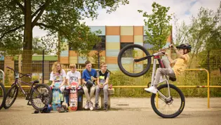 Kinderen in skatepark Kinderen in skatepark
